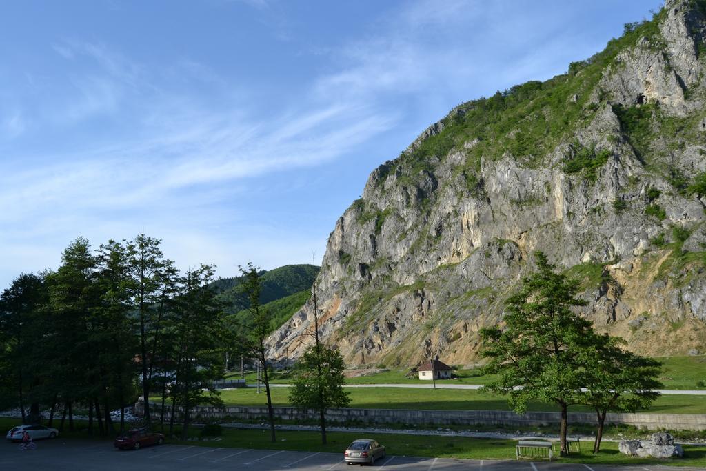 Vila Nico Baia de Fier Buitenkant foto